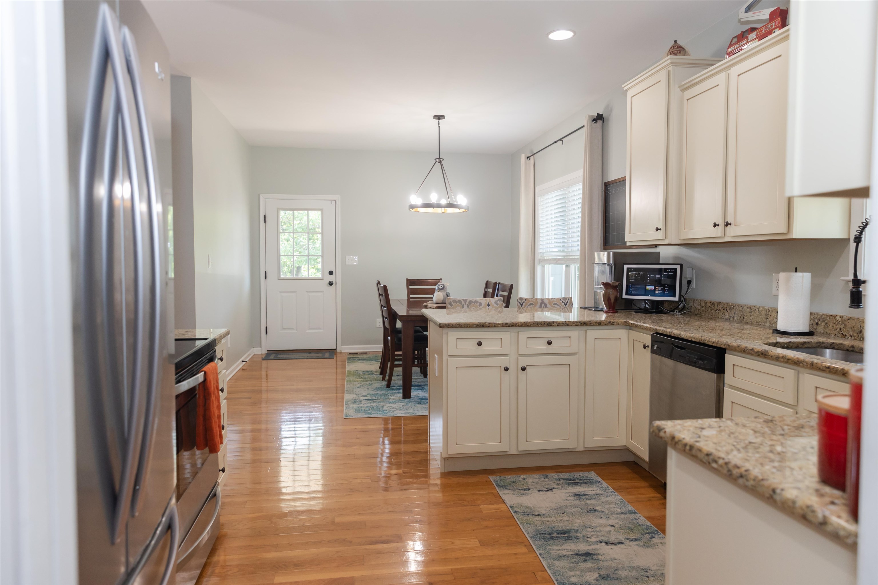 36 HULL HILLS LN