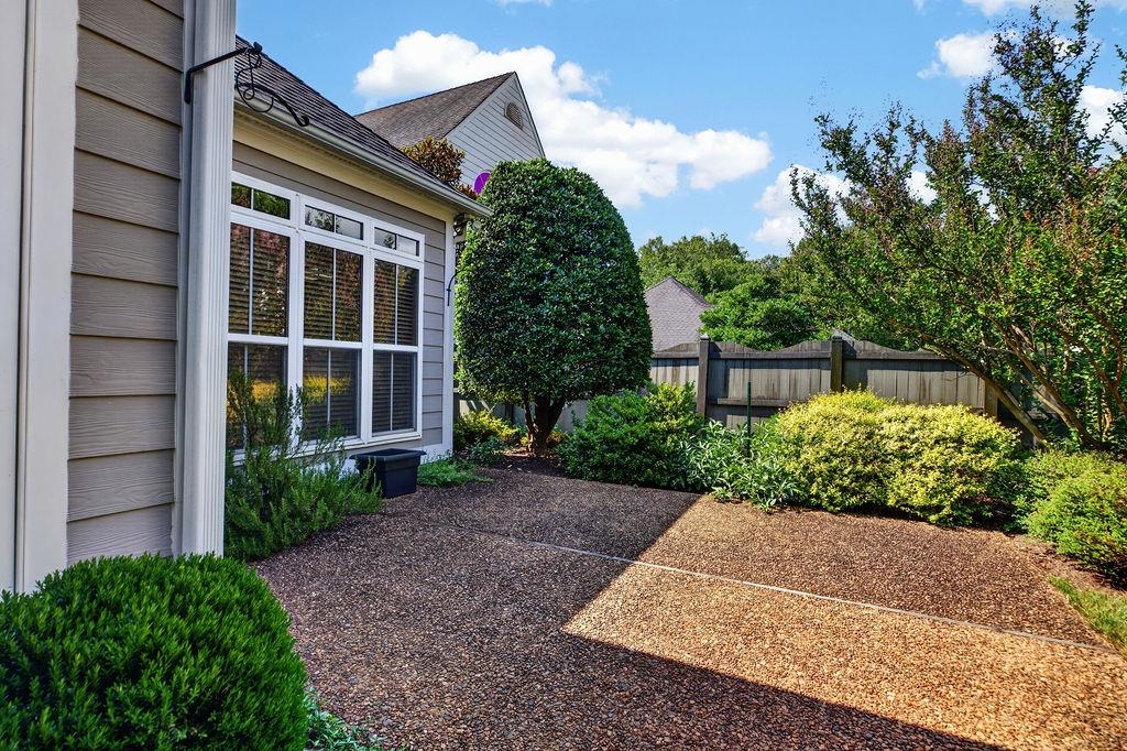 1317 STONEGATE CT