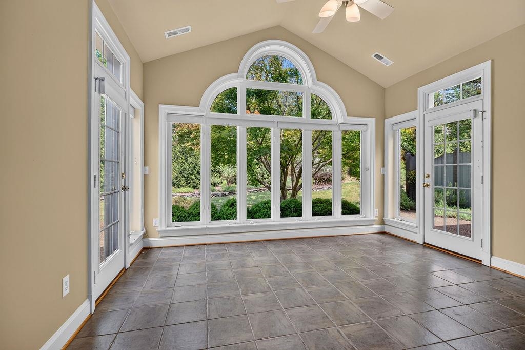 1317 STONEGATE CT