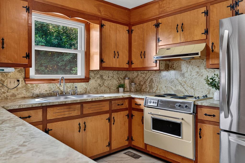 9471 PORT REPUBLIC RD