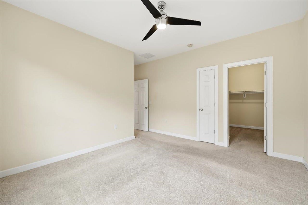 26 WINDGATE CIR Unit: 104