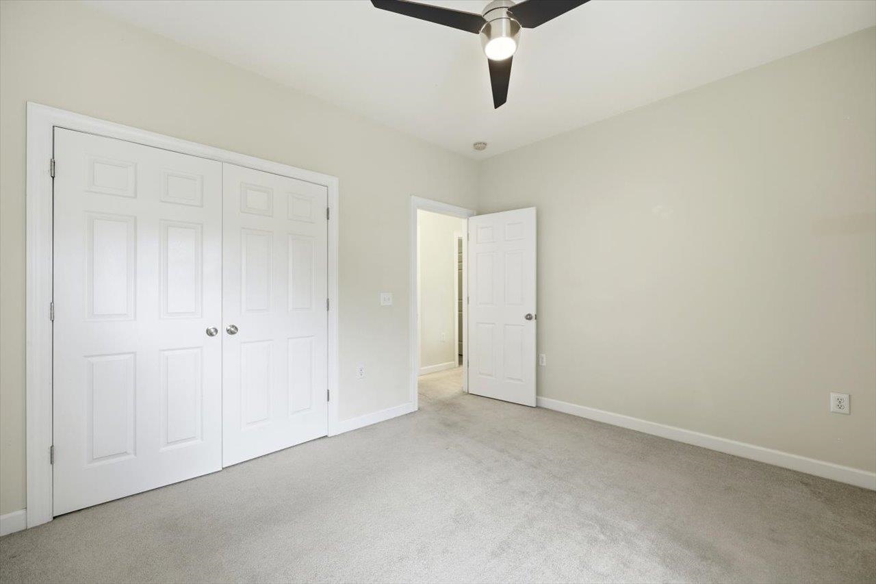 26 WINDGATE CIR Unit: 104