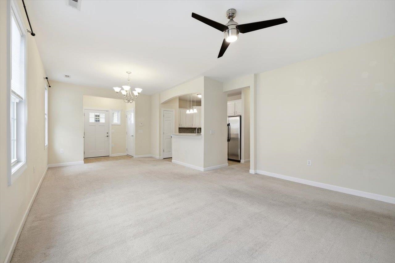 26 WINDGATE CIR Unit: 104