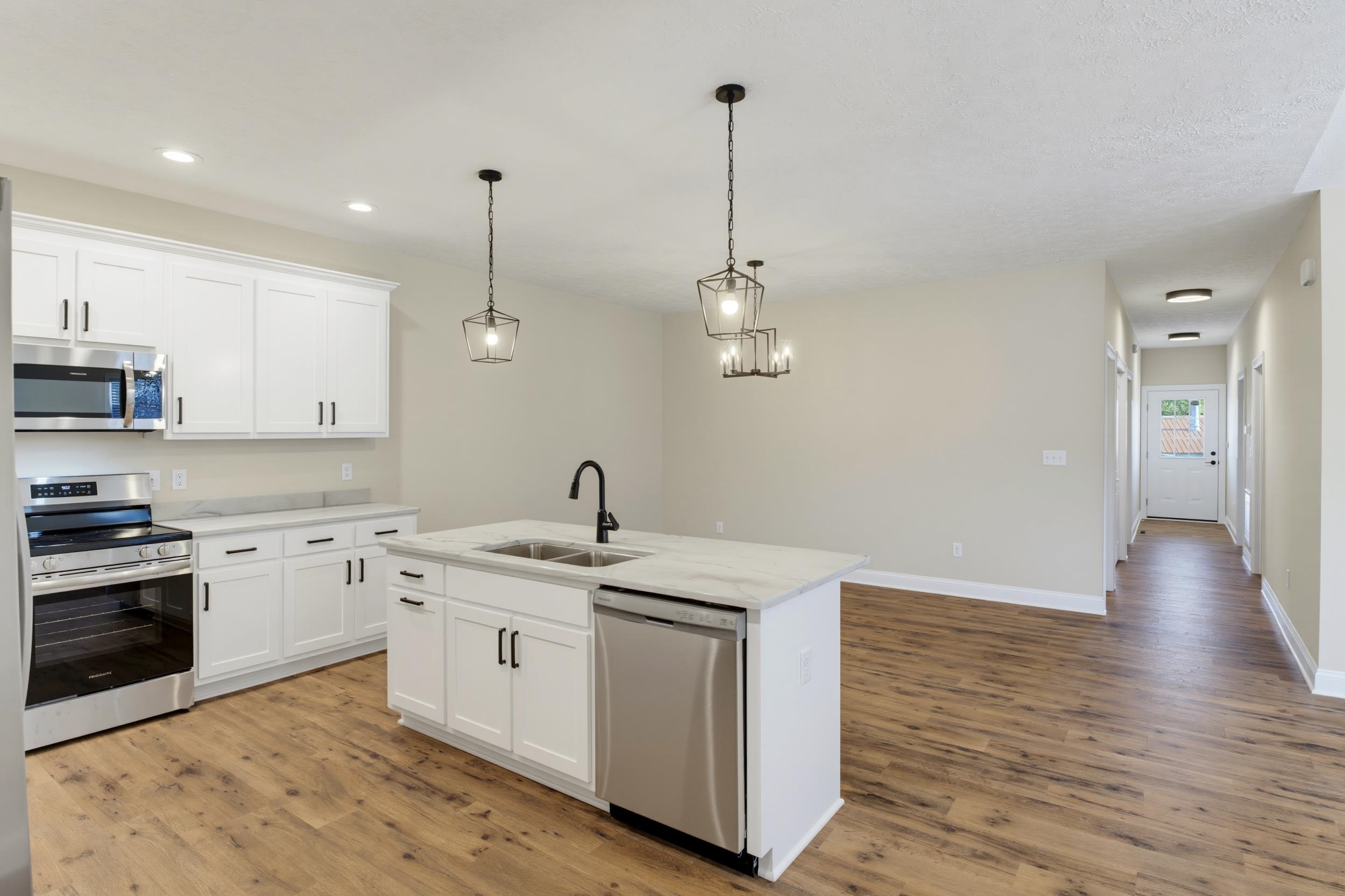 78 FOSSIL DR