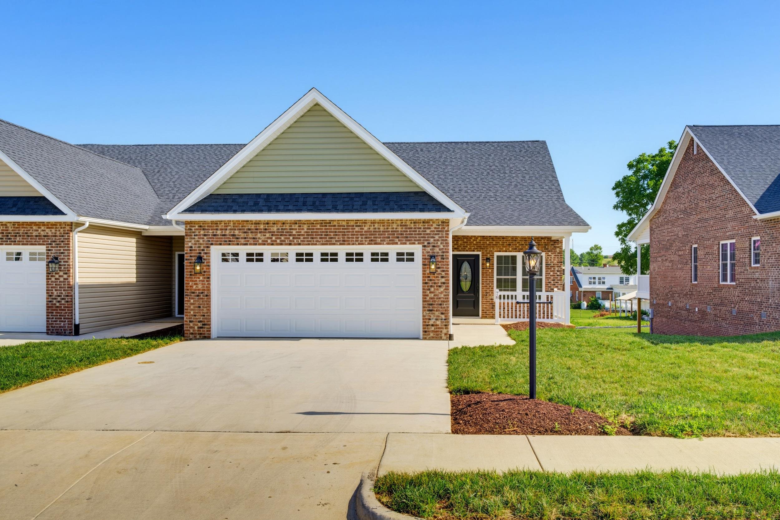 78 FOSSIL DR