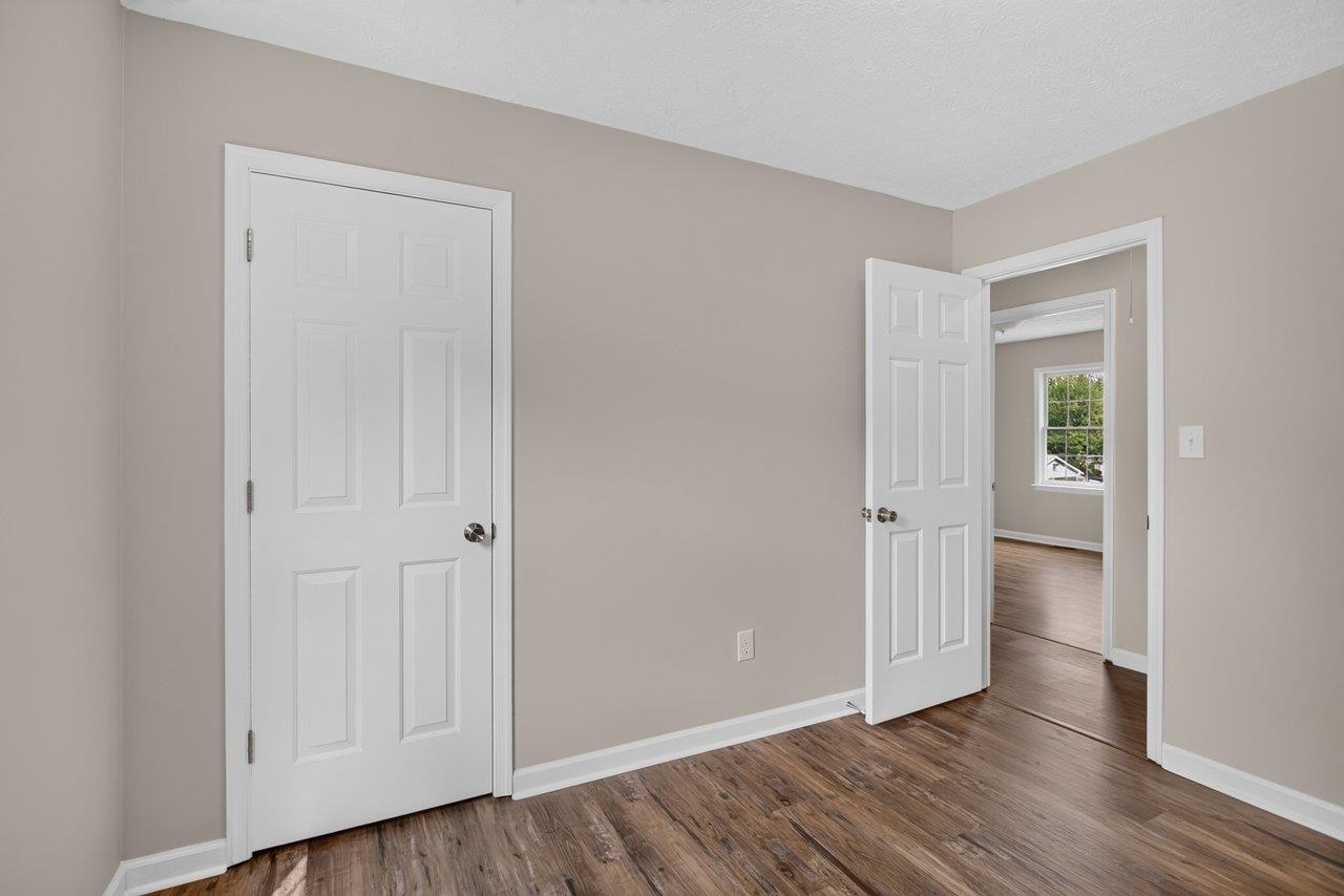 14 KINGSTON CT