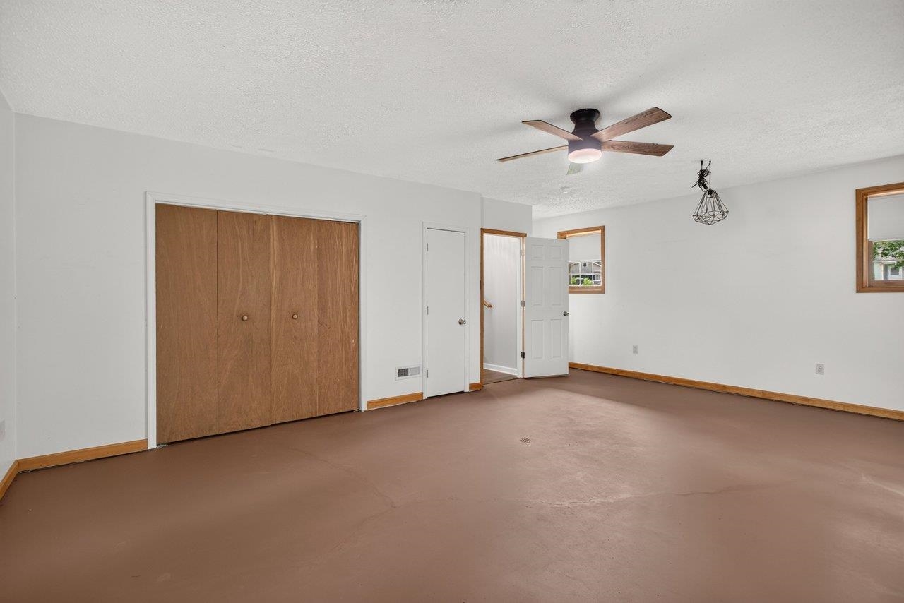 14 KINGSTON CT