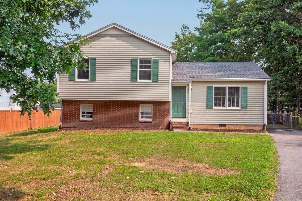 14 KINGSTON CT