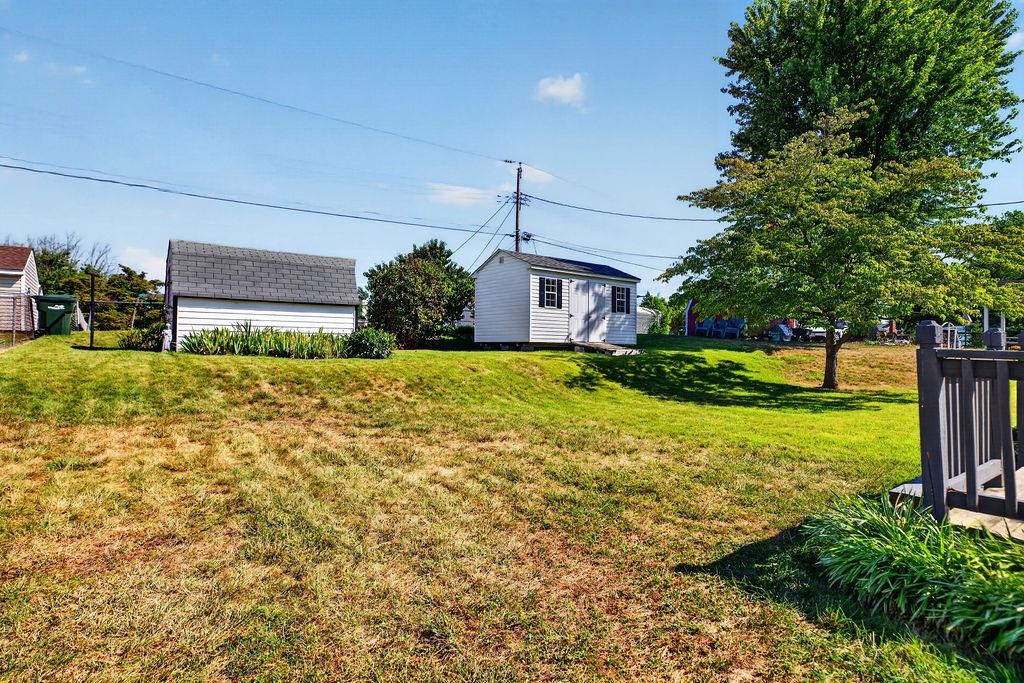 131 EDWARD AVE