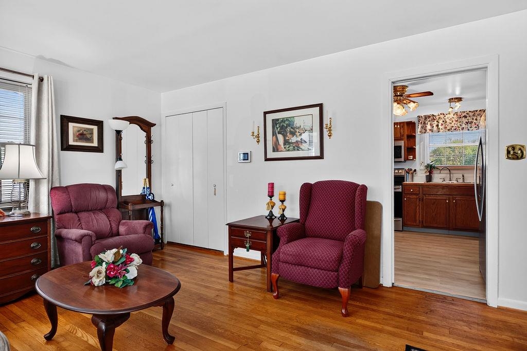 131 EDWARD AVE