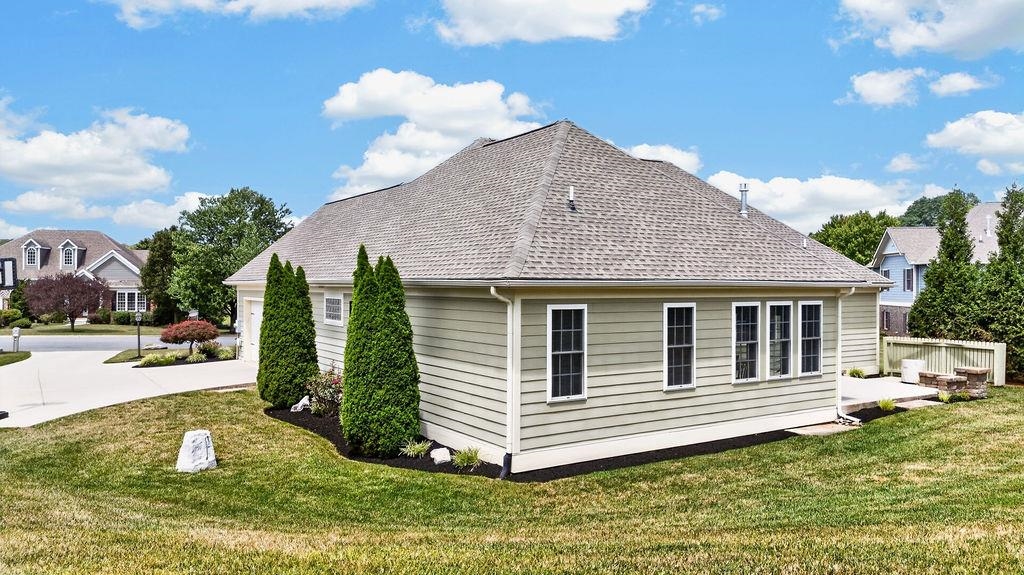 204 JOCELYN LN