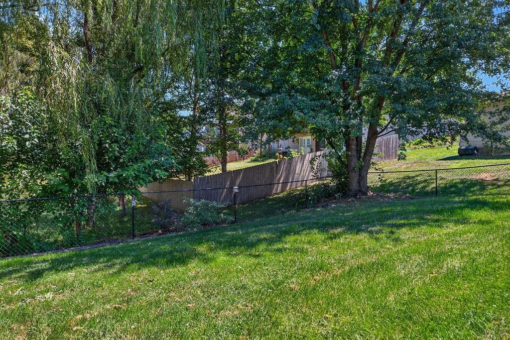 96 SOMERSET DR