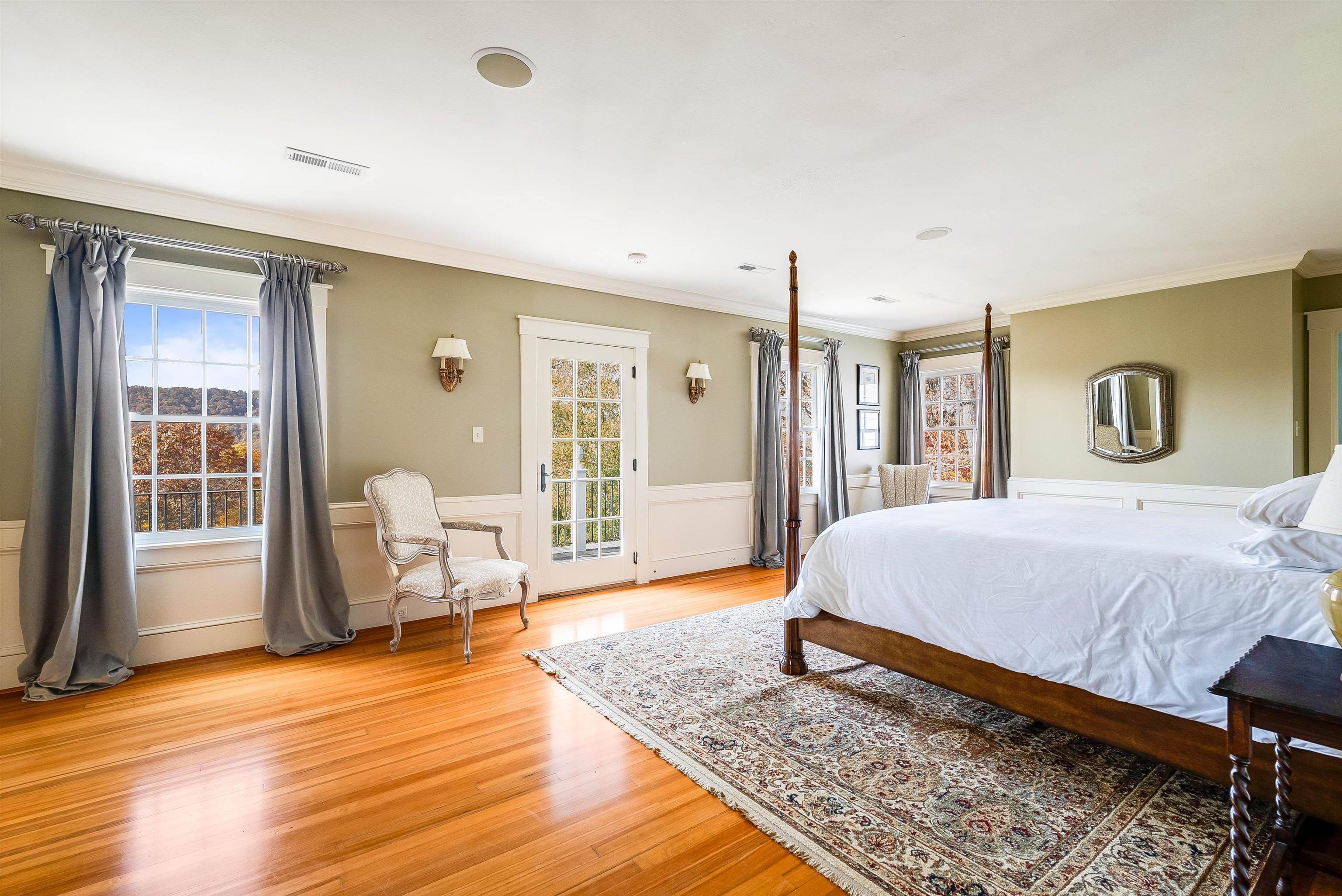 1068 SHEEP MEADOW RD