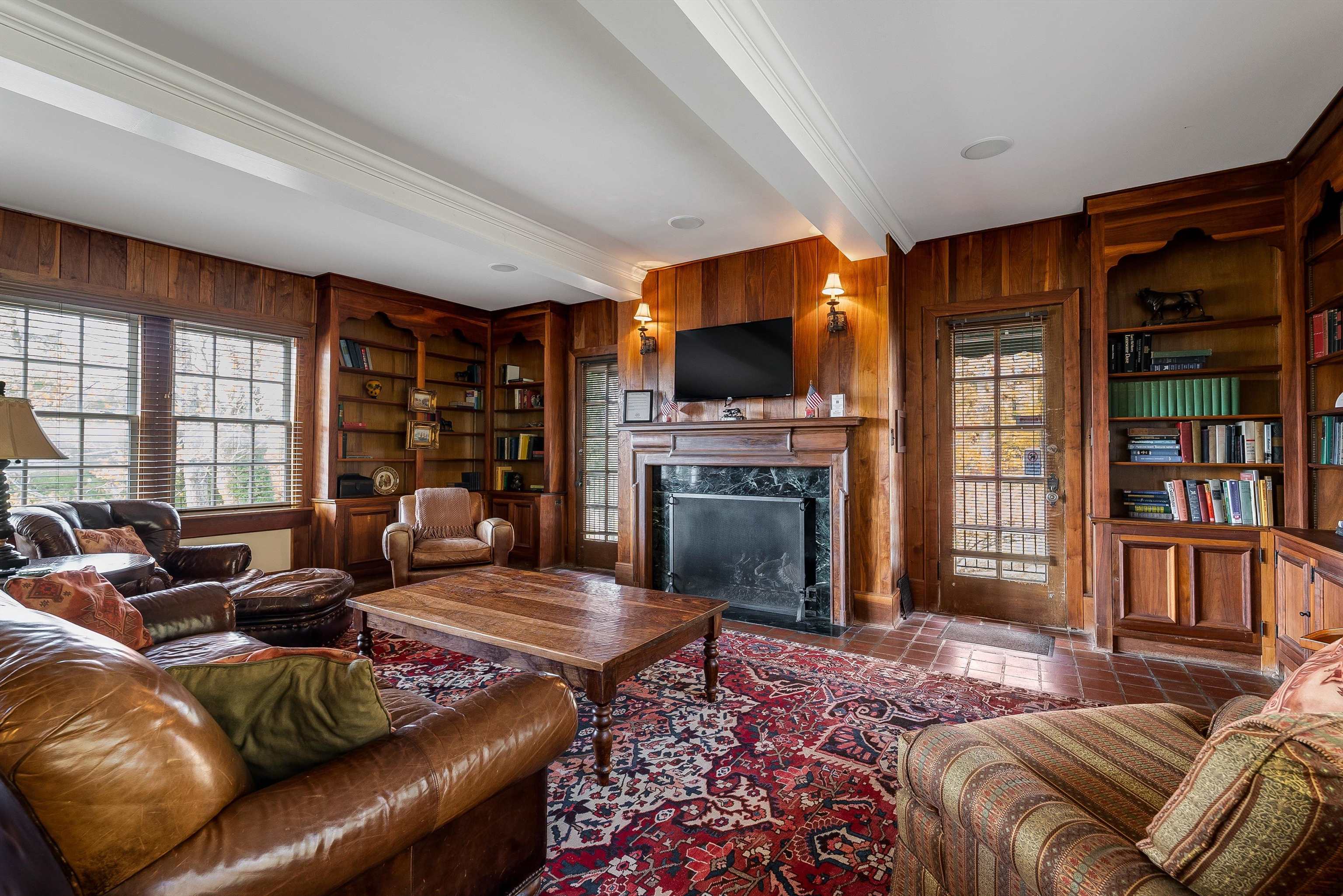 1068 SHEEP MEADOW RD