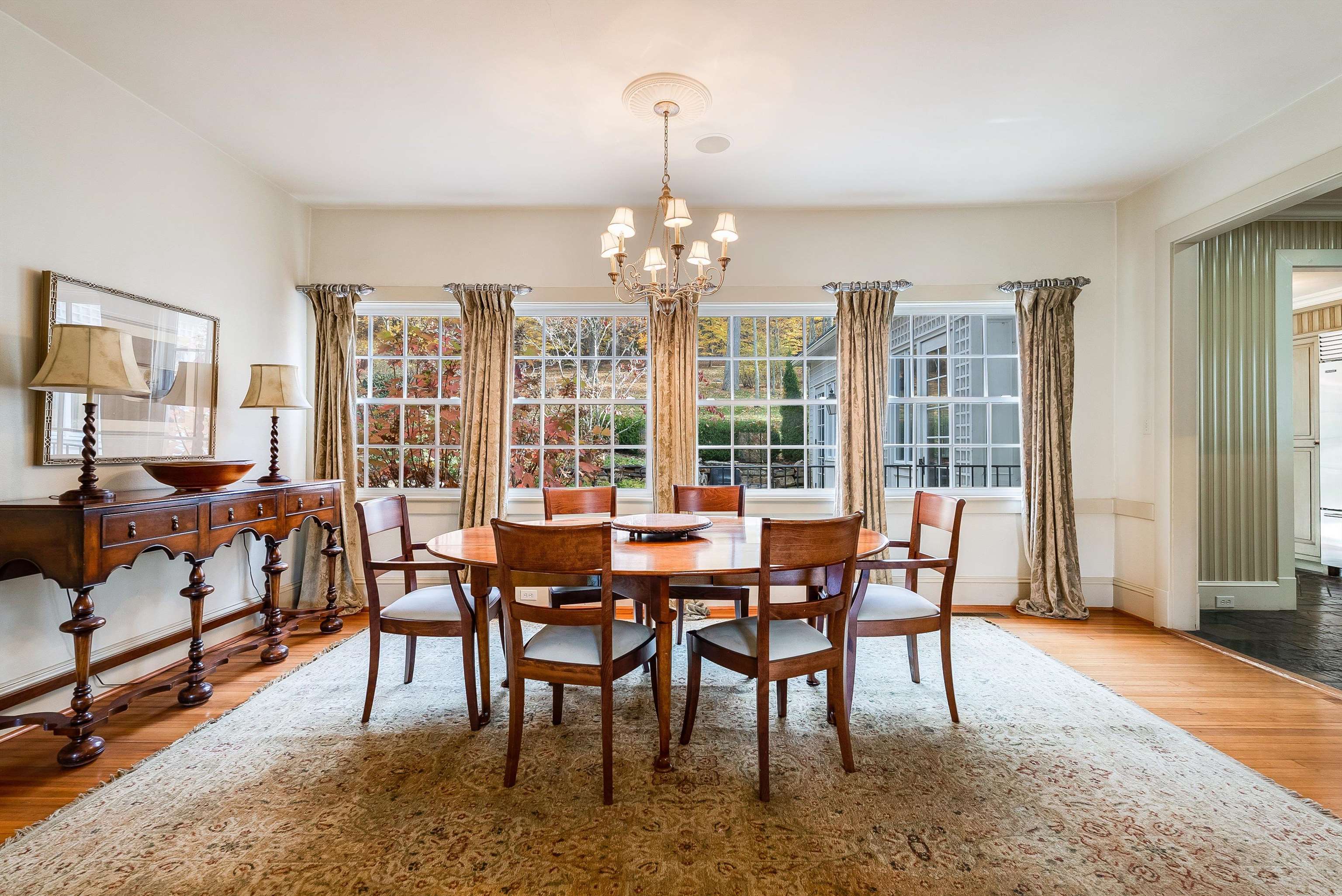 1068 SHEEP MEADOW RD