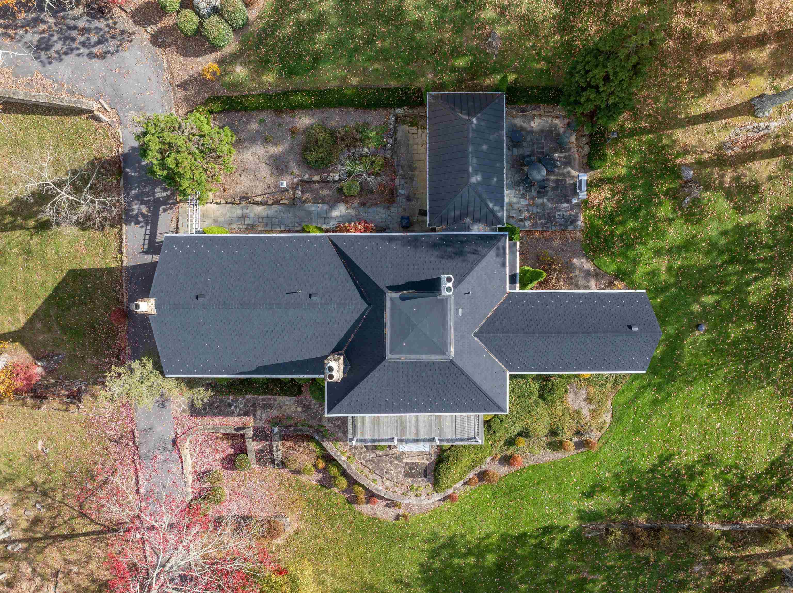 1068 SHEEP MEADOW RD