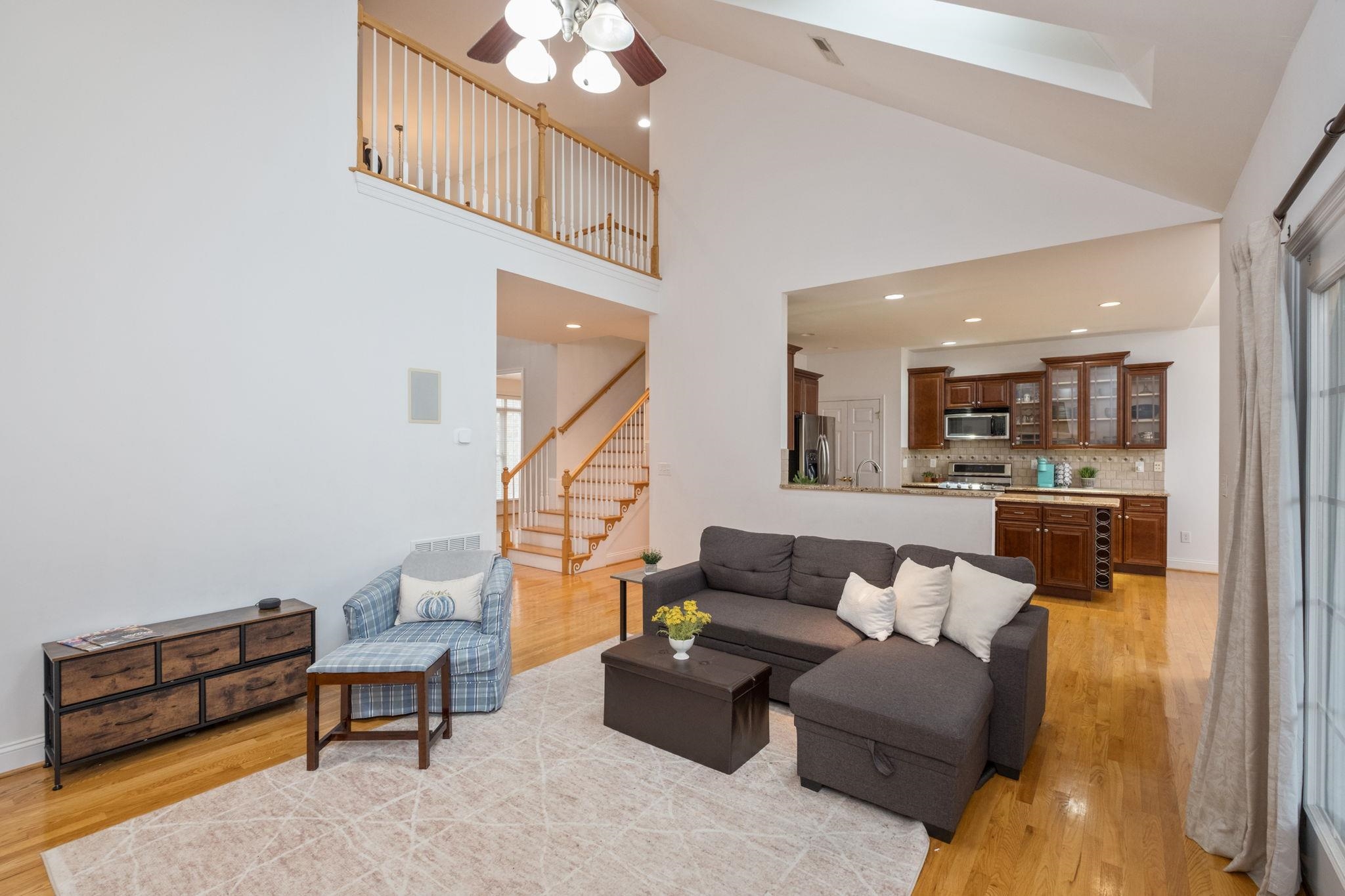 125 SHAWN CIR