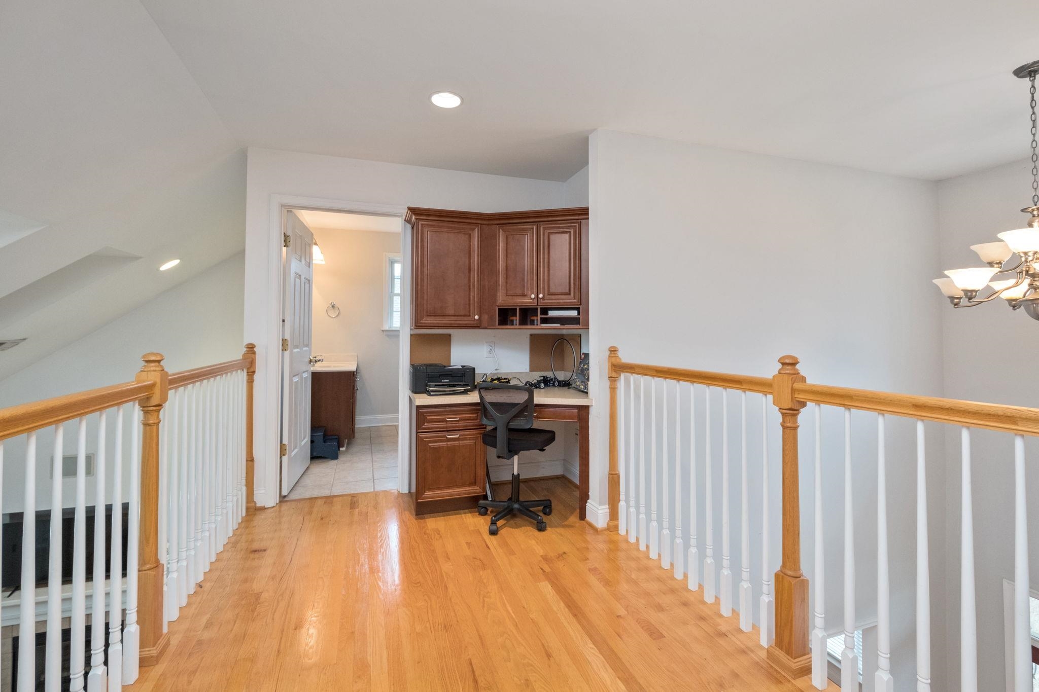 125 SHAWN CIR