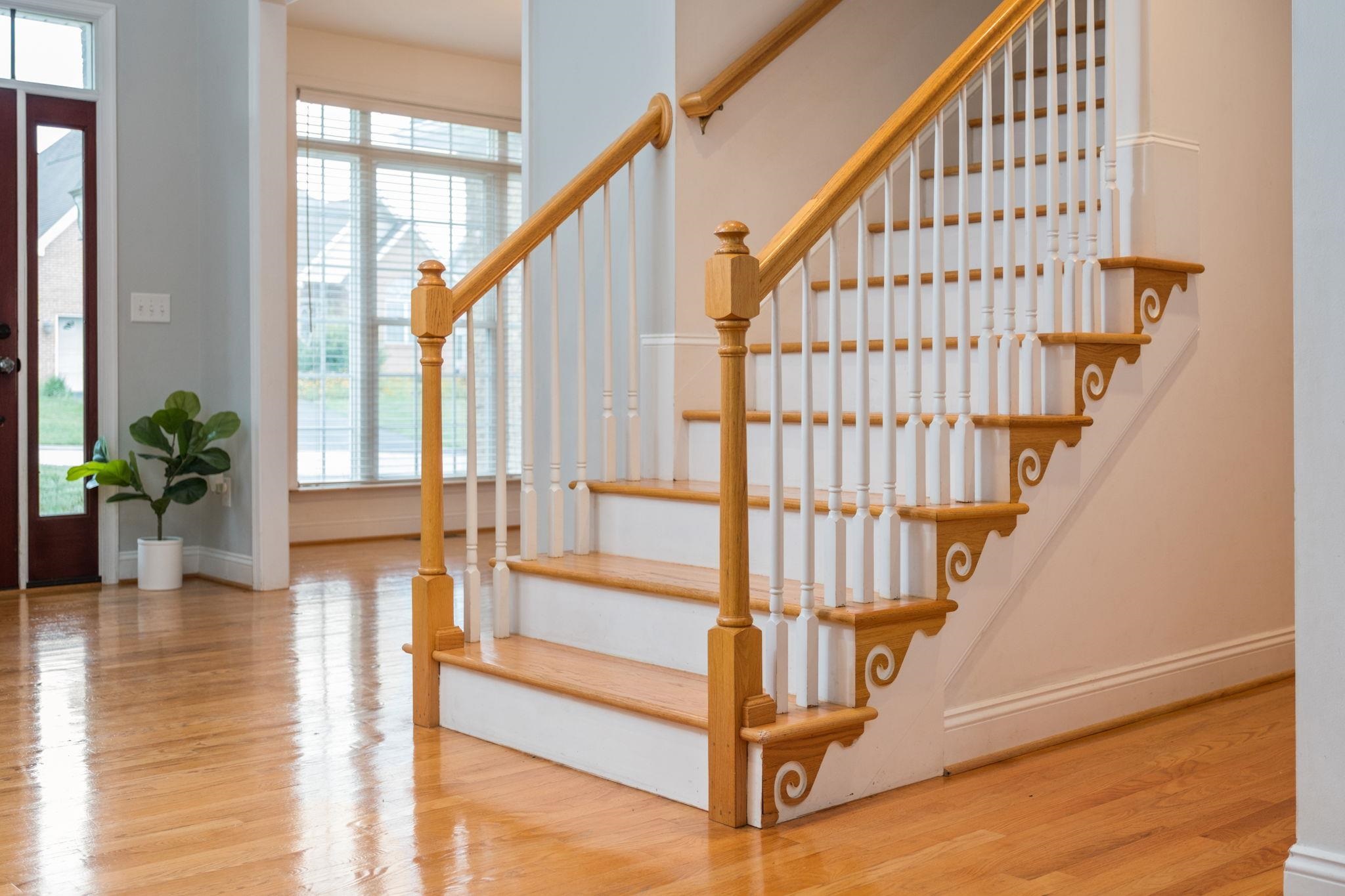 125 SHAWN CIR
