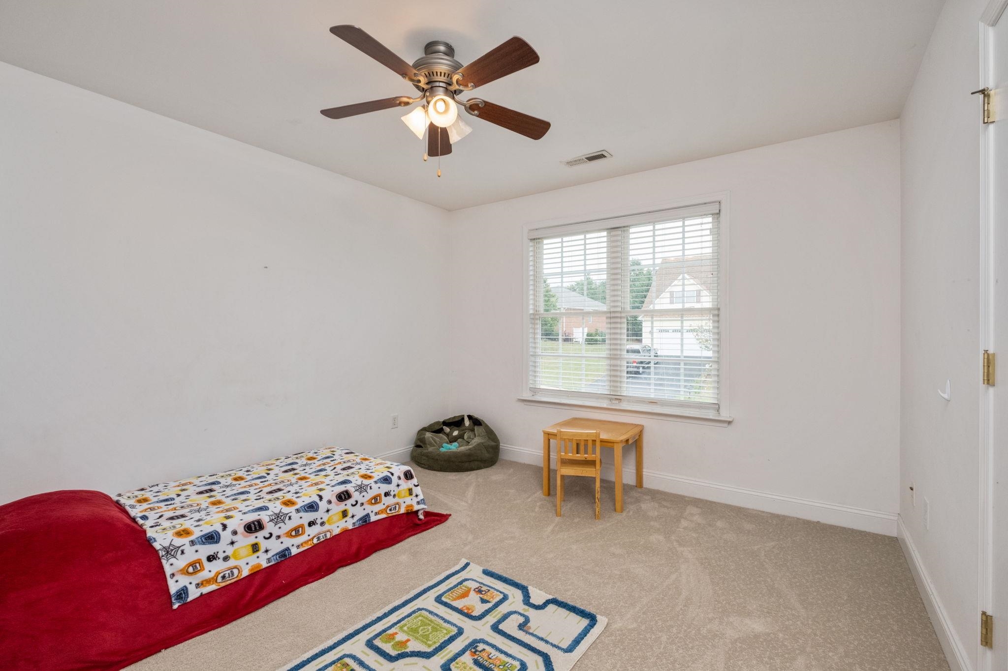 125 SHAWN CIR