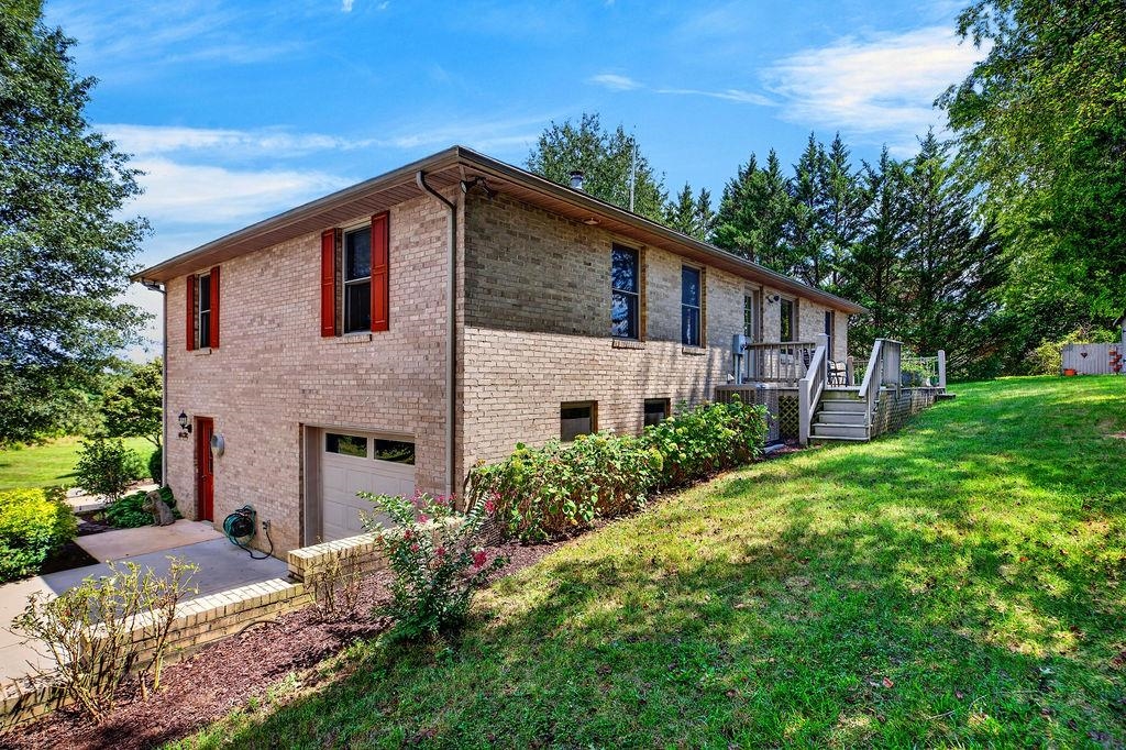 1446 ROCKFISH RD