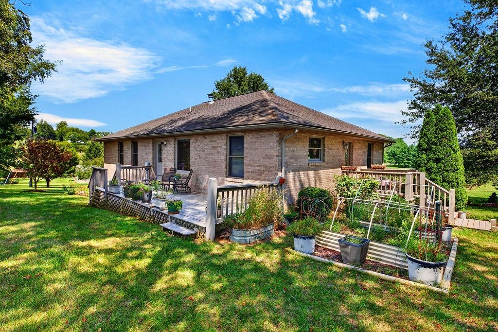 1446 ROCKFISH RD