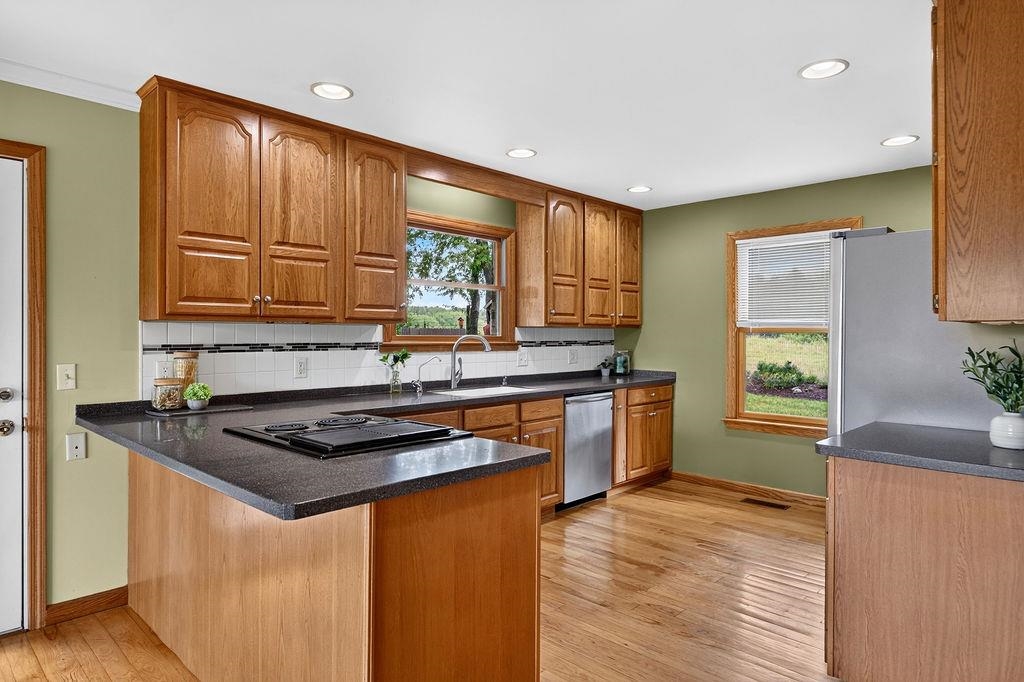 1446 ROCKFISH RD