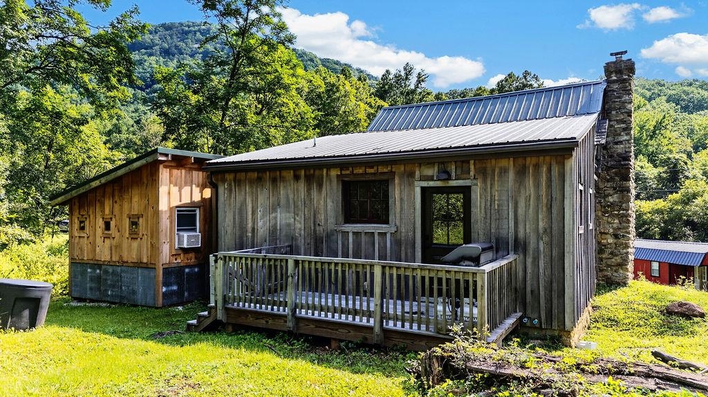 47 ROOSTER RIDGE RD