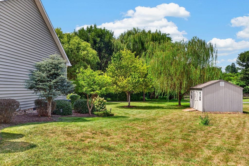 19 ASHLAR CT