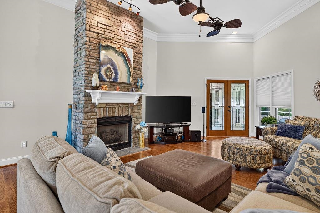 19 ASHLAR CT