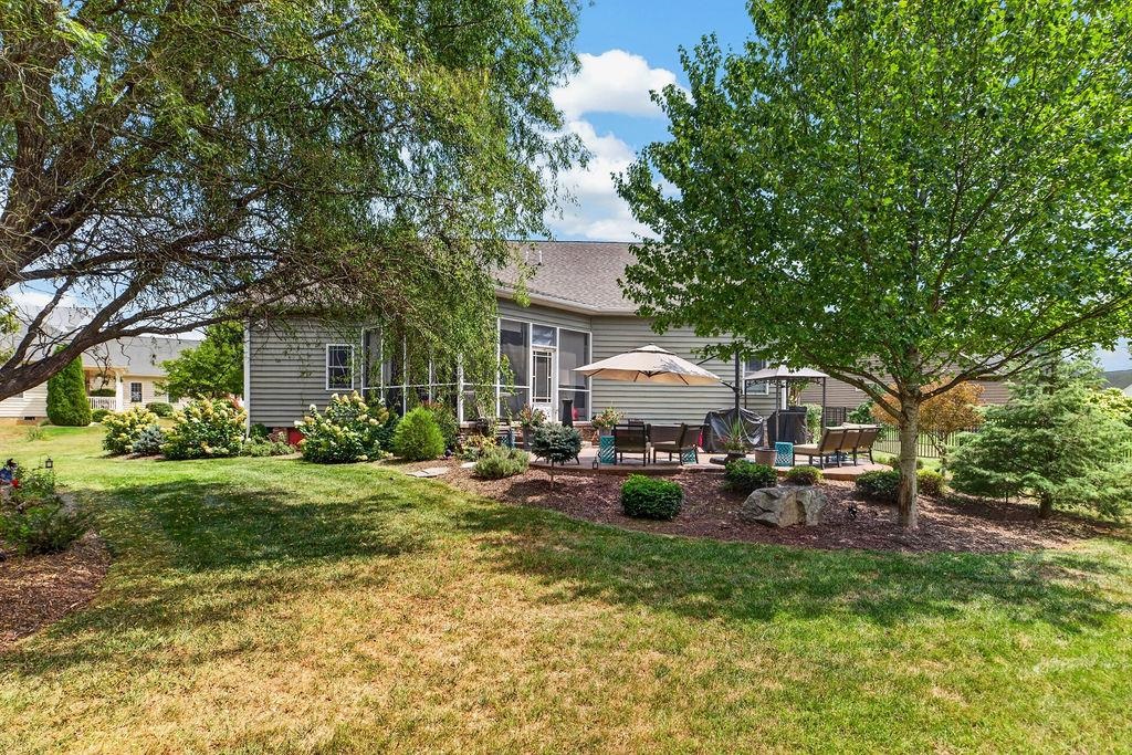 19 ASHLAR CT