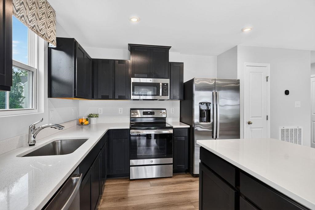 105 WHITE BIRCH RD
