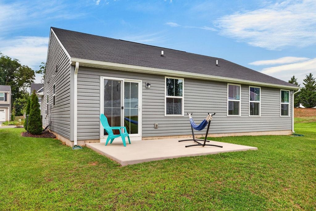 105 WHITE BIRCH RD