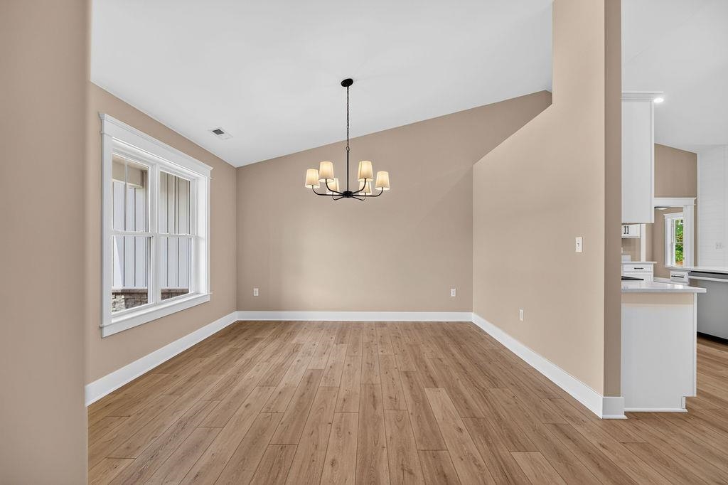 220 LANGLEY DR