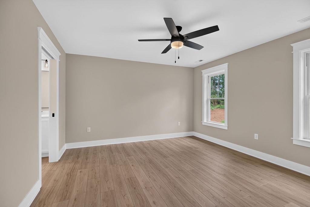 220 LANGLEY DR