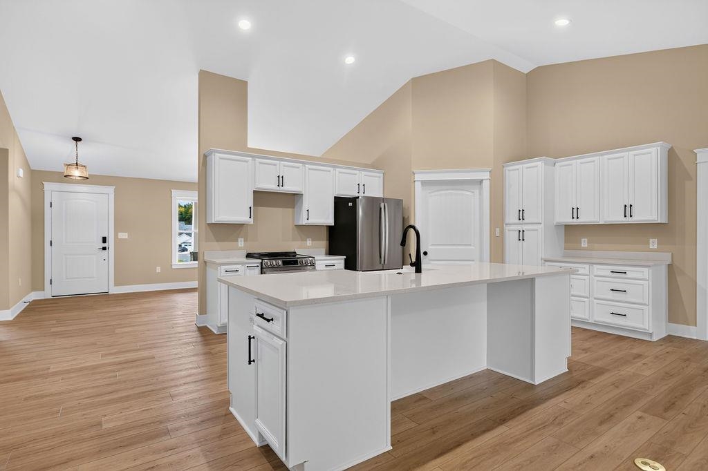 220 LANGLEY DR
