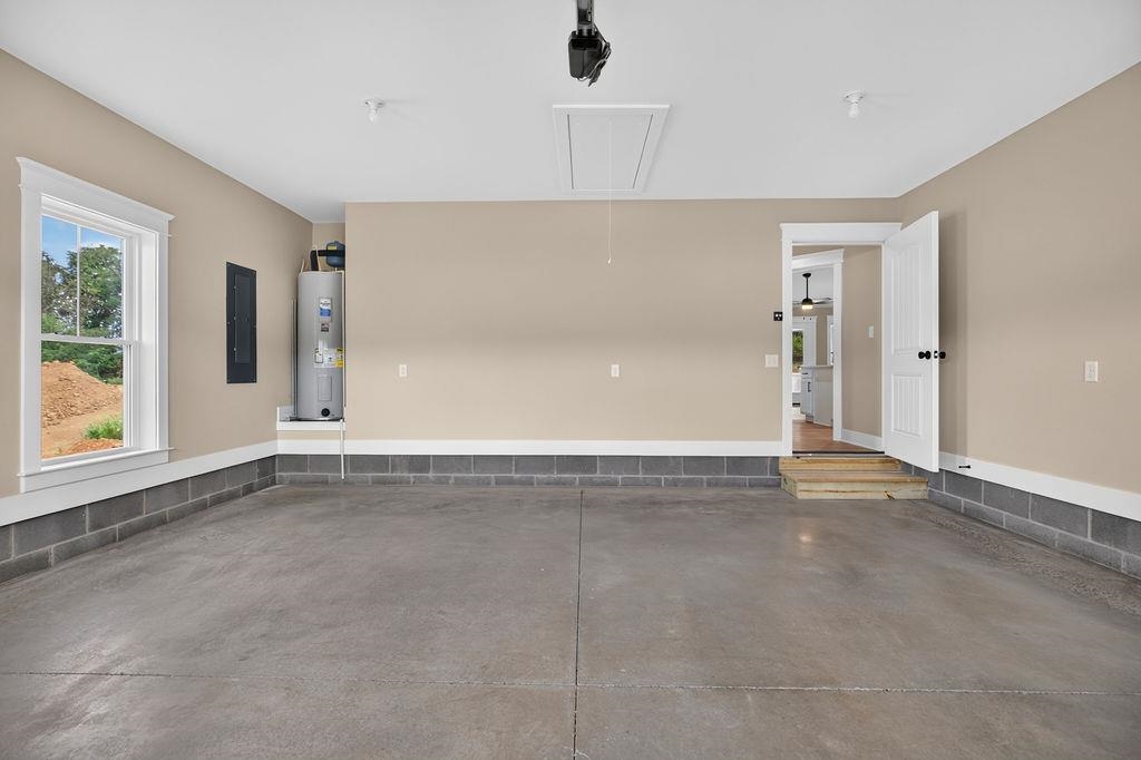 220 LANGLEY DR