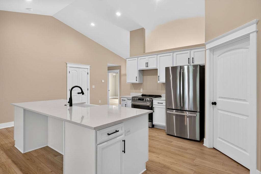 220 LANGLEY DR