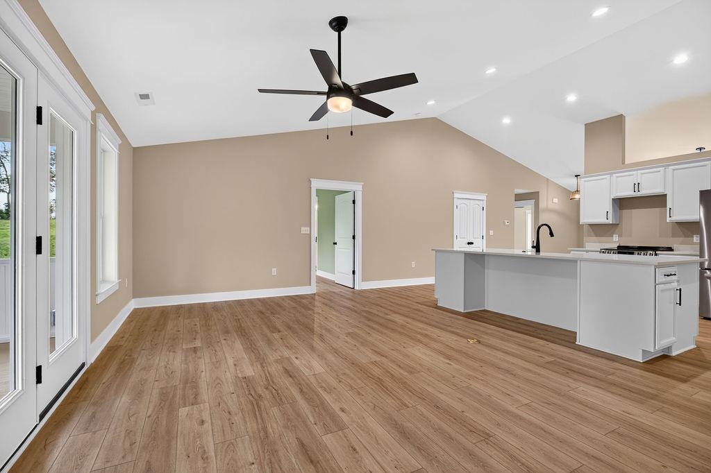220 LANGLEY DR