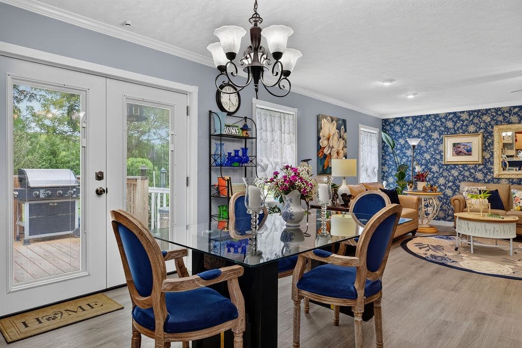 52 CLOVERDALE LN