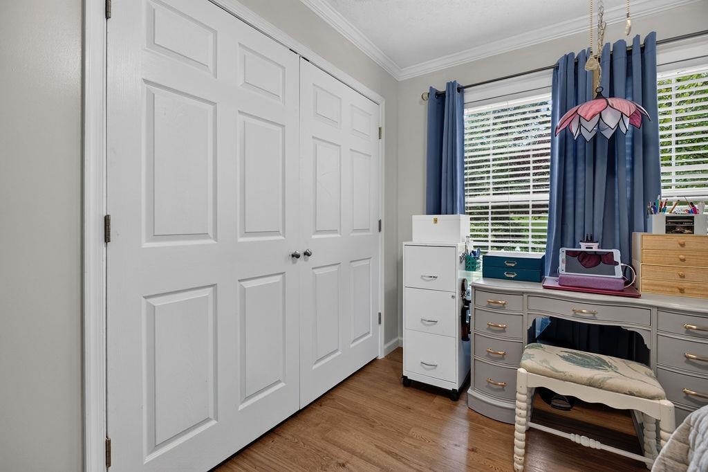 52 CLOVERDALE LN