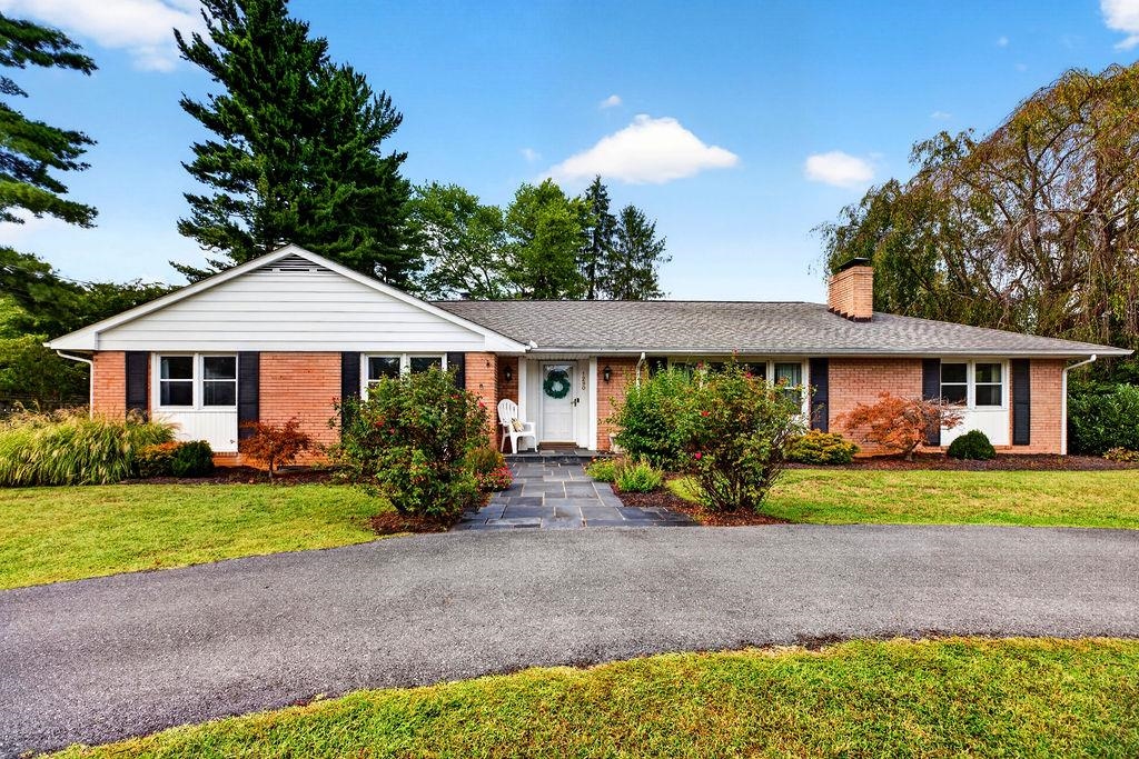 1290 SUNSET LN