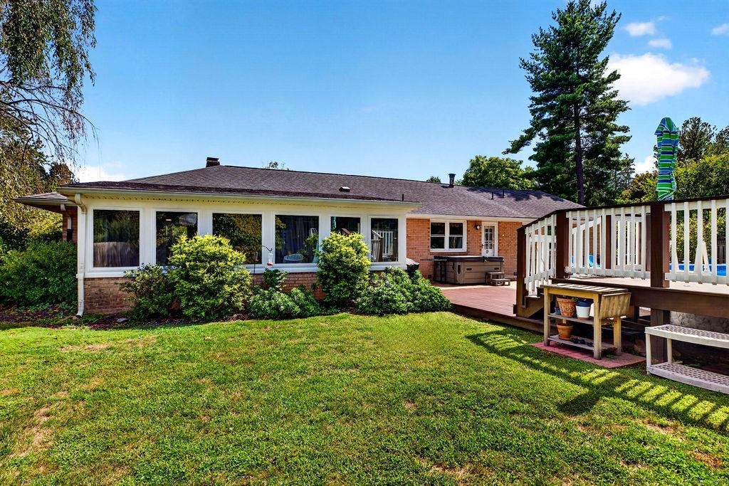 1290 SUNSET LN