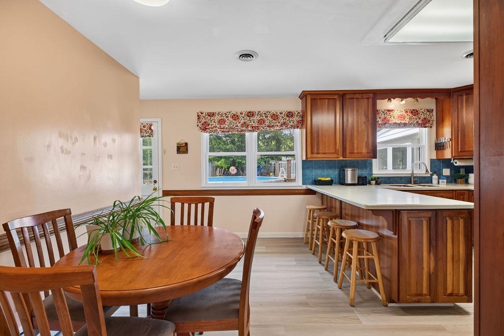 1290 SUNSET LN