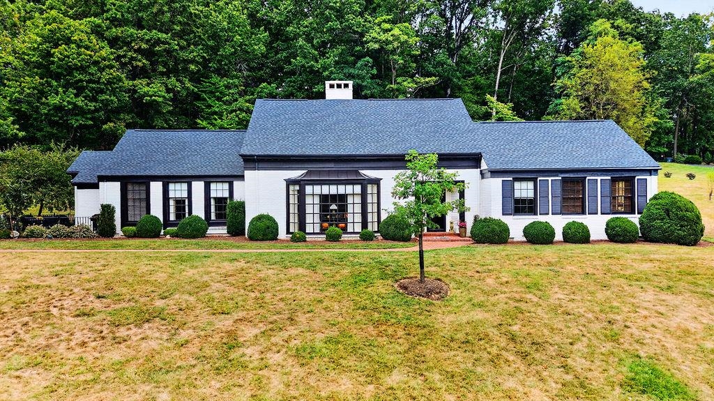 1431 DOGWOOD RD