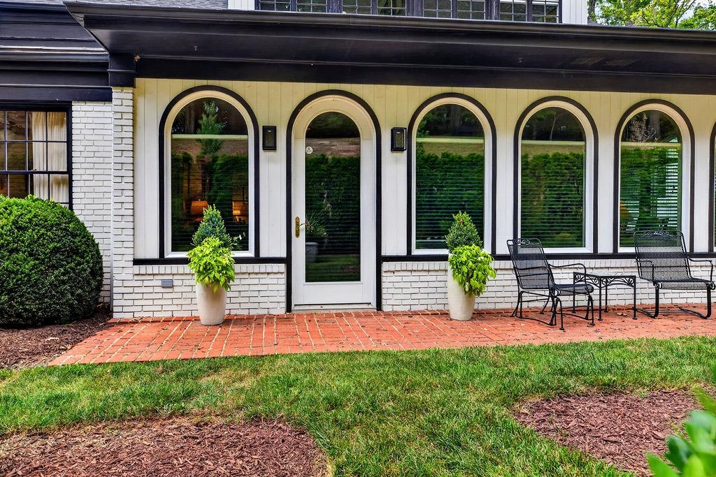 1431 DOGWOOD RD