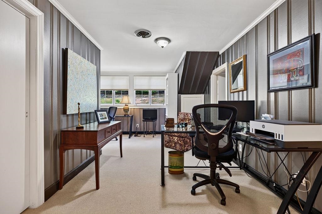 1431 DOGWOOD RD