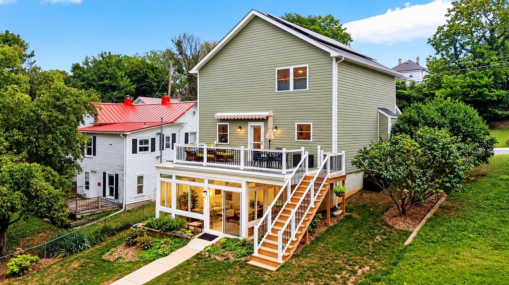 26 LAKE AVE