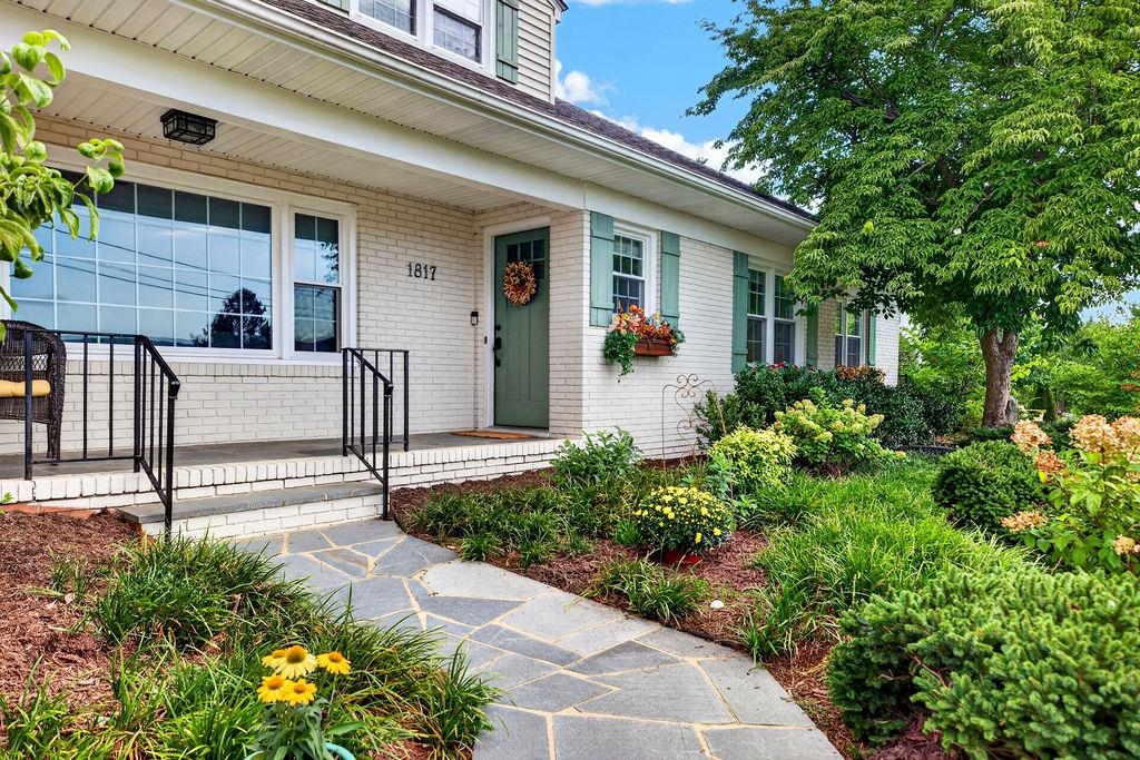 1817 CHEROKEE RD