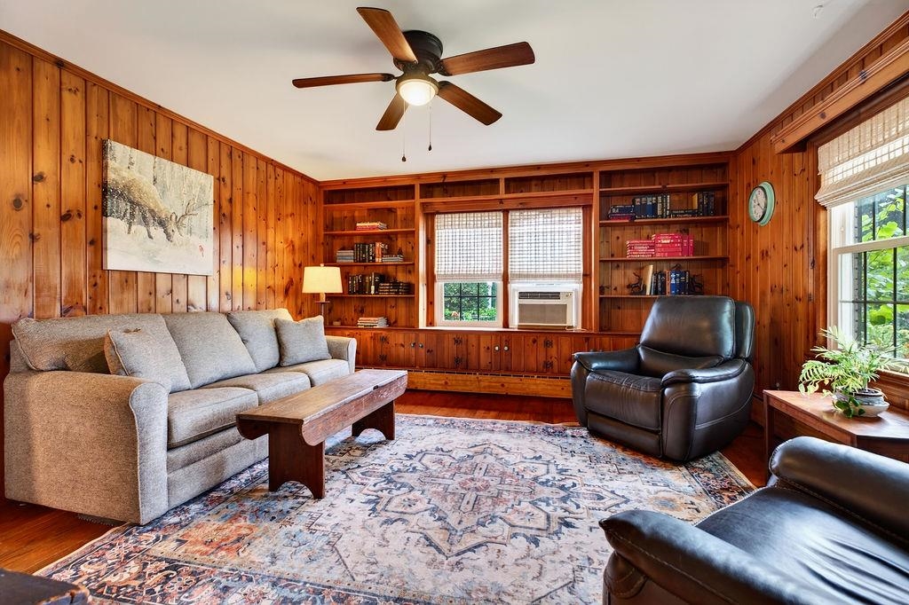 1817 CHEROKEE RD